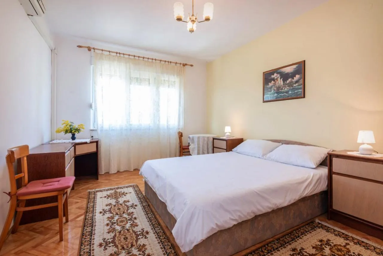 Apartments Vida Malinska