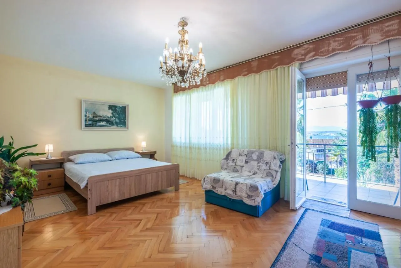 Apartments Vida Malinska Croatia