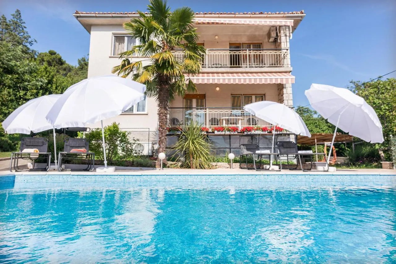 Apartments Vida Malinska